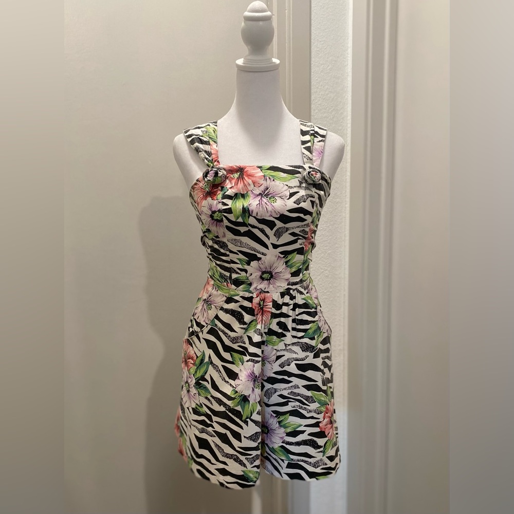 VTG Milanzo 80s 90s Zebra Print & Hibiscus Floral Printed Romper - 3/4